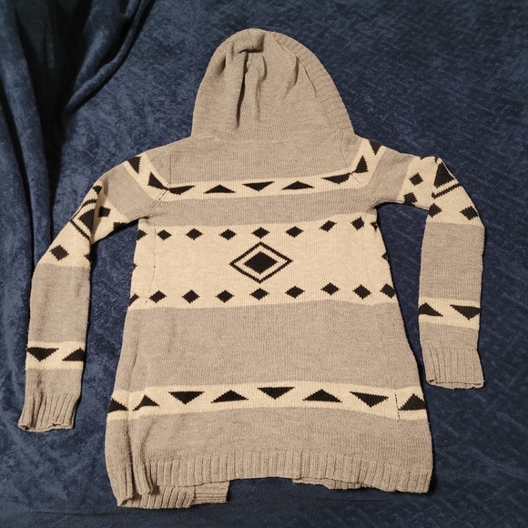 Firefly Cardigan - Picture 3 of 8